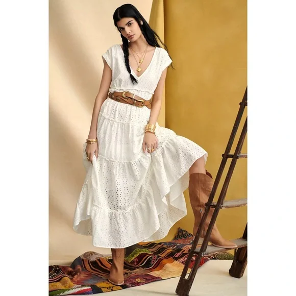 Anthropologie Tiered Eyelet Maxi Dress NWT Size Medium RARE Dress - Picture 2 of 16